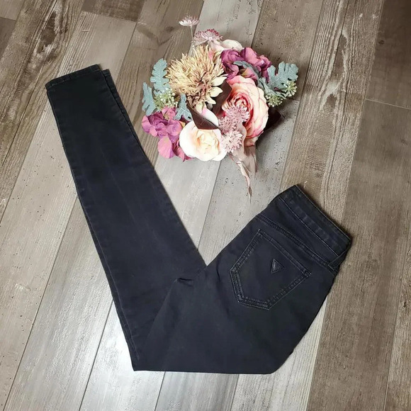 GUESS Los Angeles Power Curvy Mid Jean Size 25 Black NWOT - Picture 2 of 12